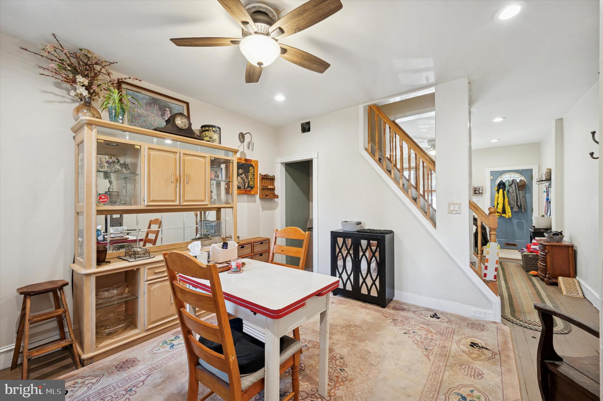 ROXBOROUGH - Residential