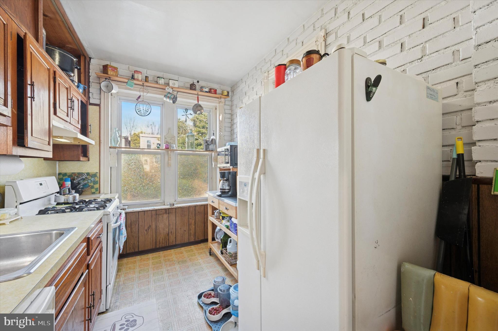 ROXBOROUGH - Residential