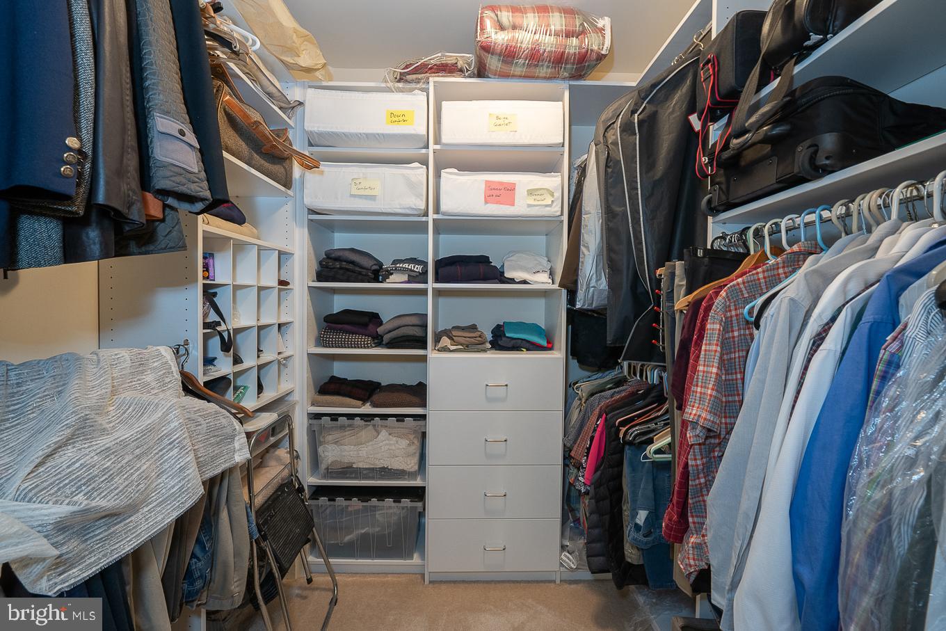 TERRAZZA NEWTOWN SQR - Residential