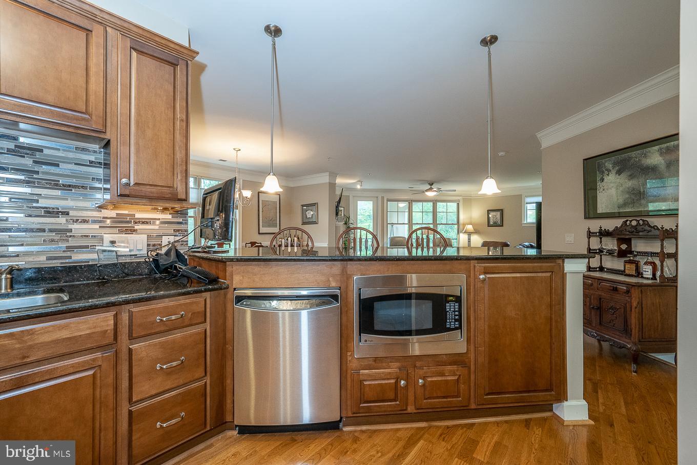 TERRAZZA NEWTOWN SQR - Residential