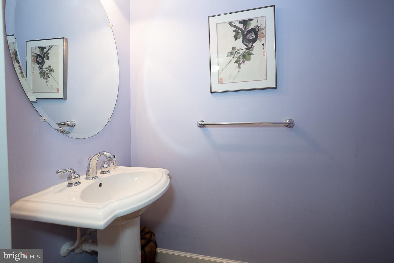 TERRAZZA NEWTOWN SQR - Residential