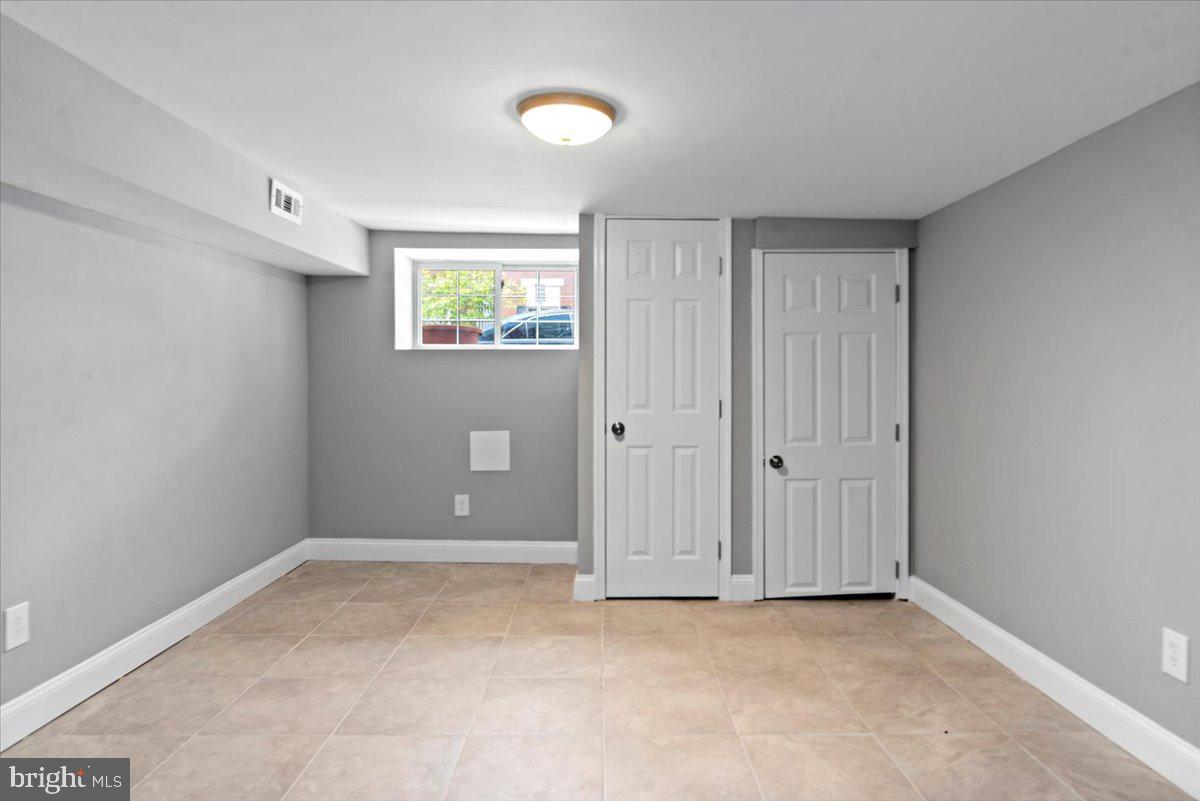 MCELDERRY PARK - Residential