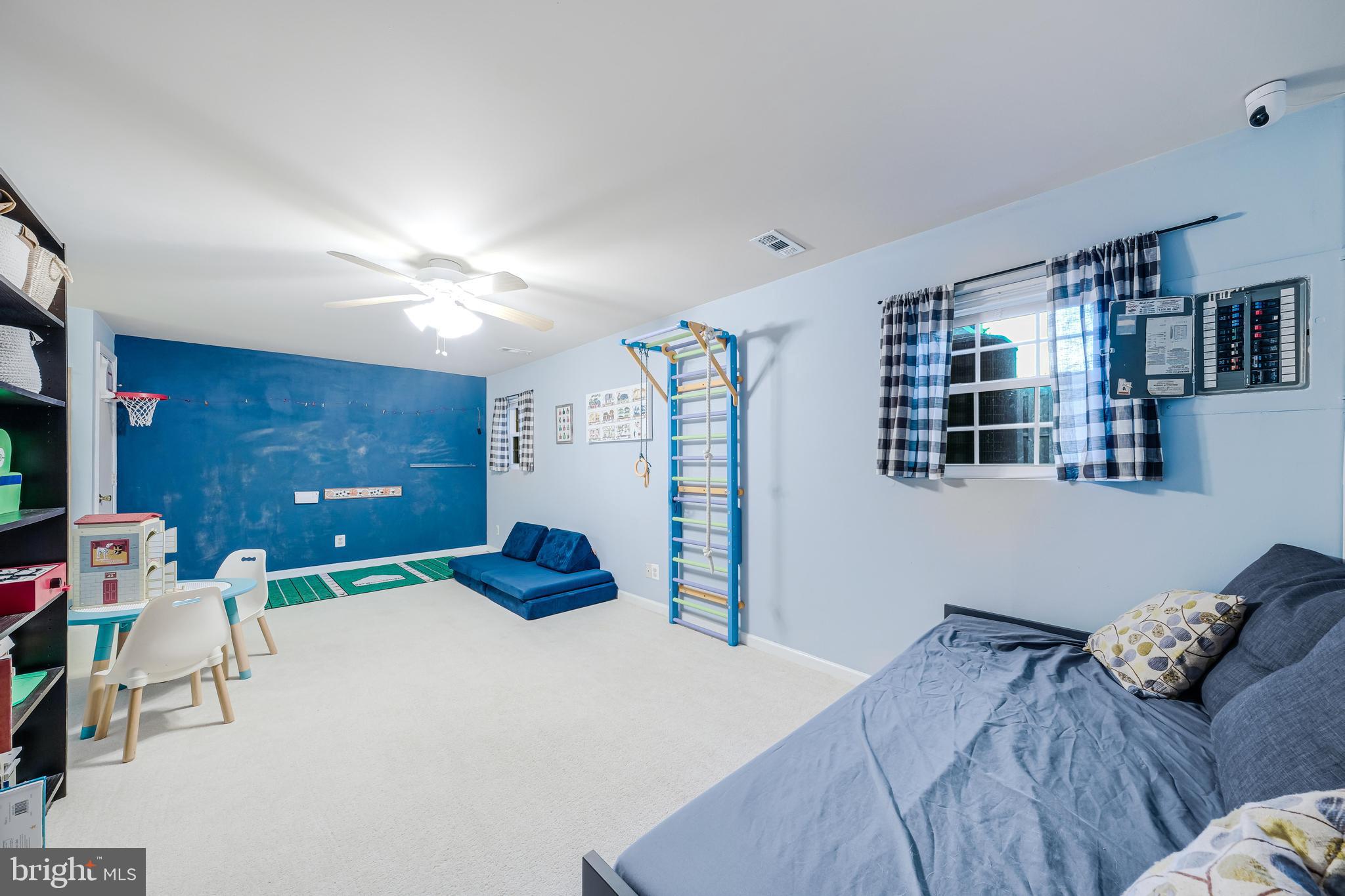 COUNTRYSIDE - Residential