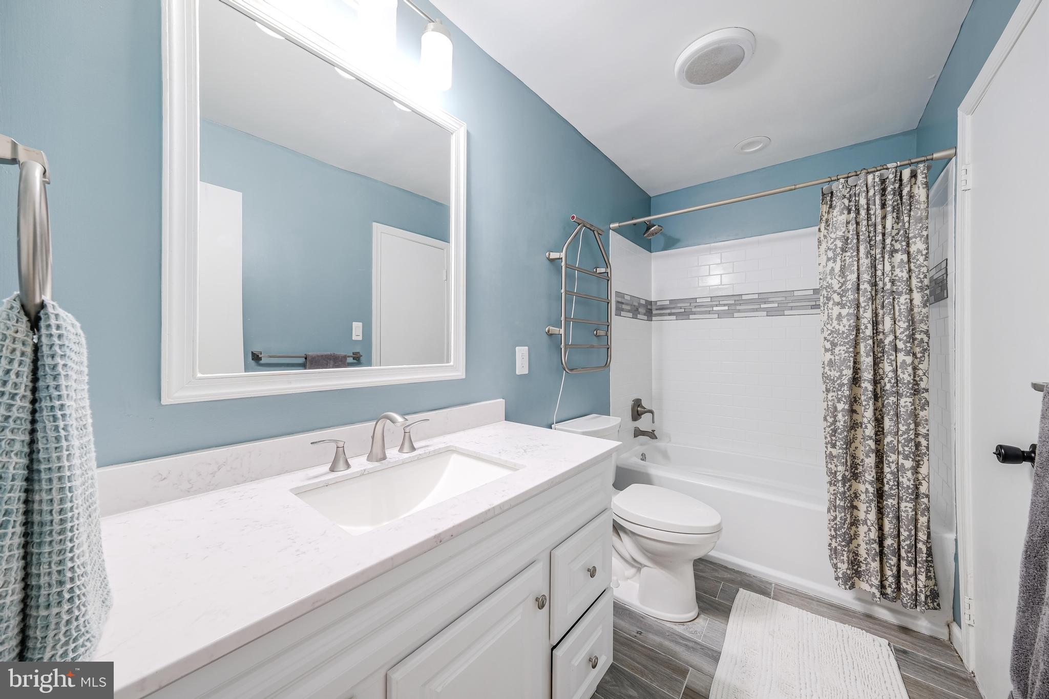 COUNTRYSIDE - Residential