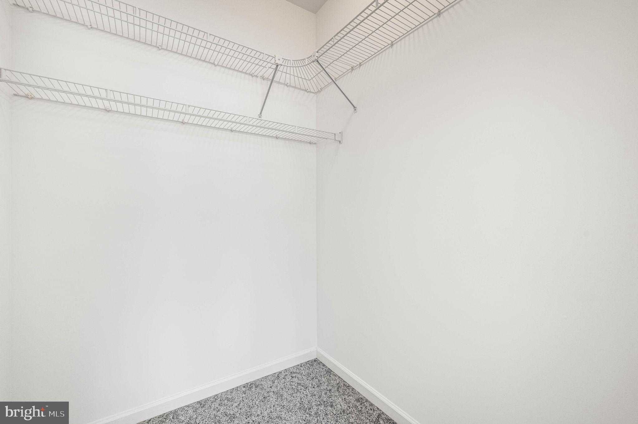 GOLFVIEW - Residential