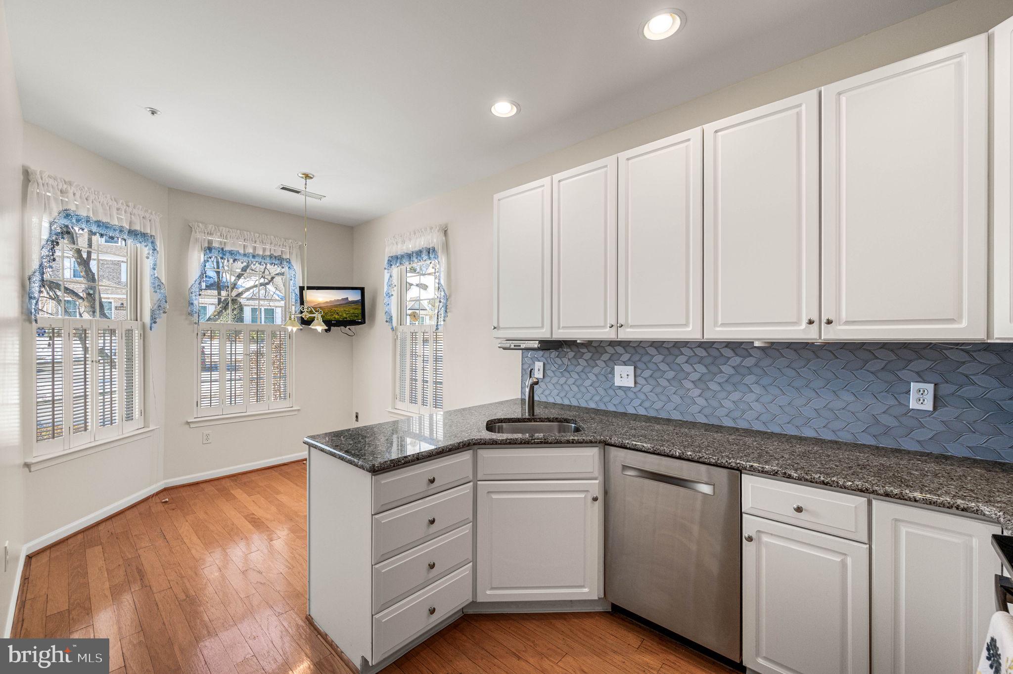 GOLFVIEW - Residential