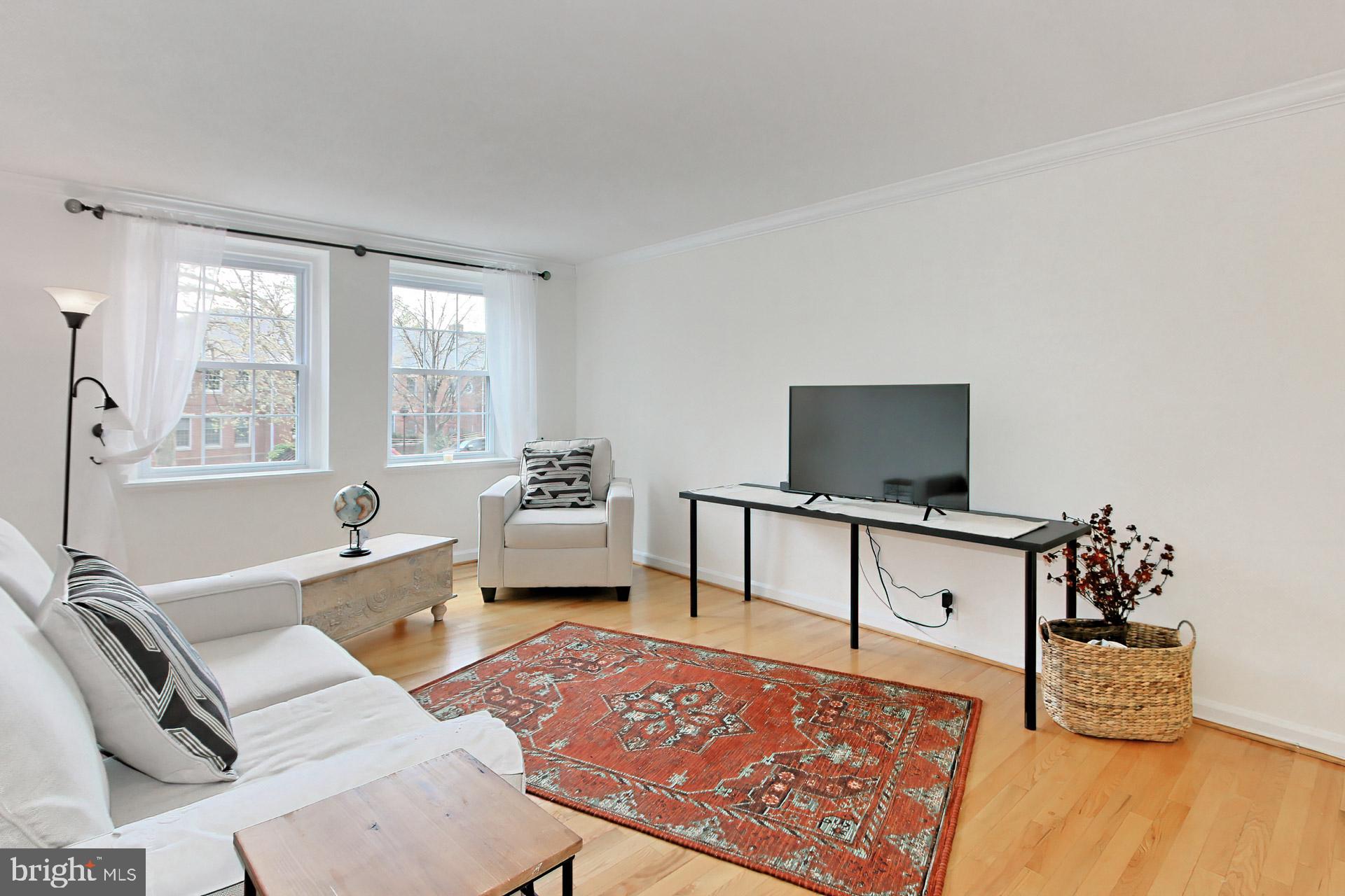 2943 S DINWIDDIE STREET B1