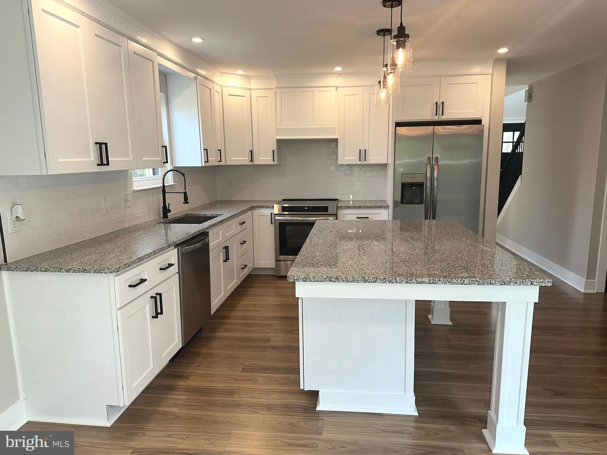 VALLEY SPRINGS - Residential