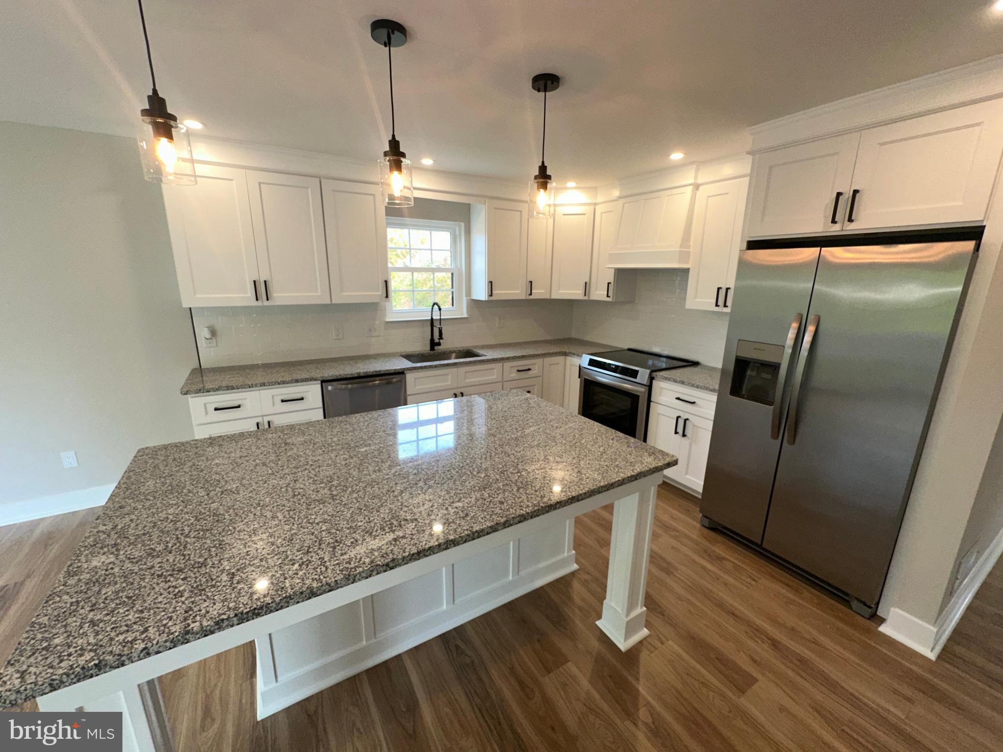 VALLEY SPRINGS - Residential