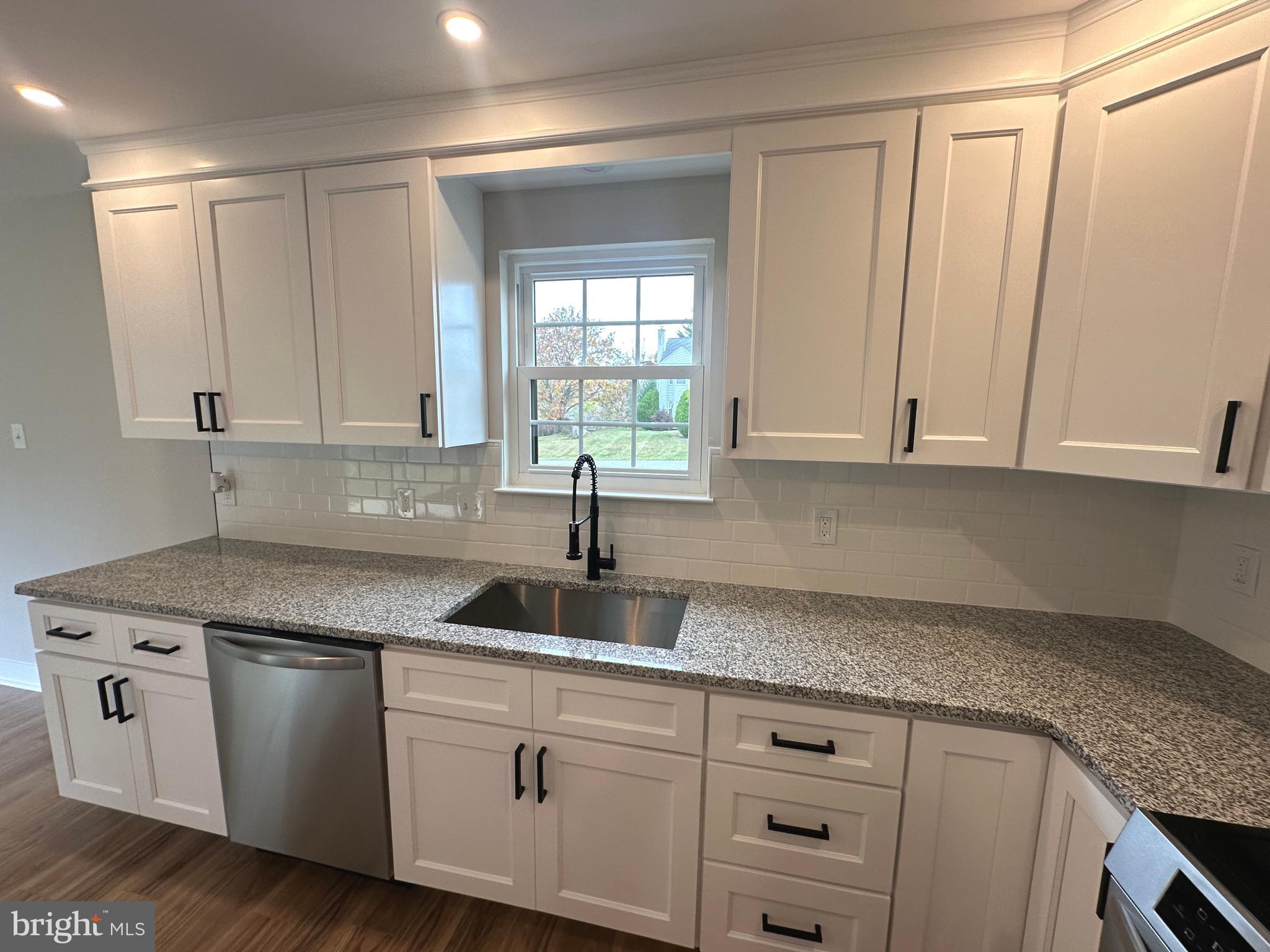 VALLEY SPRINGS - Residential