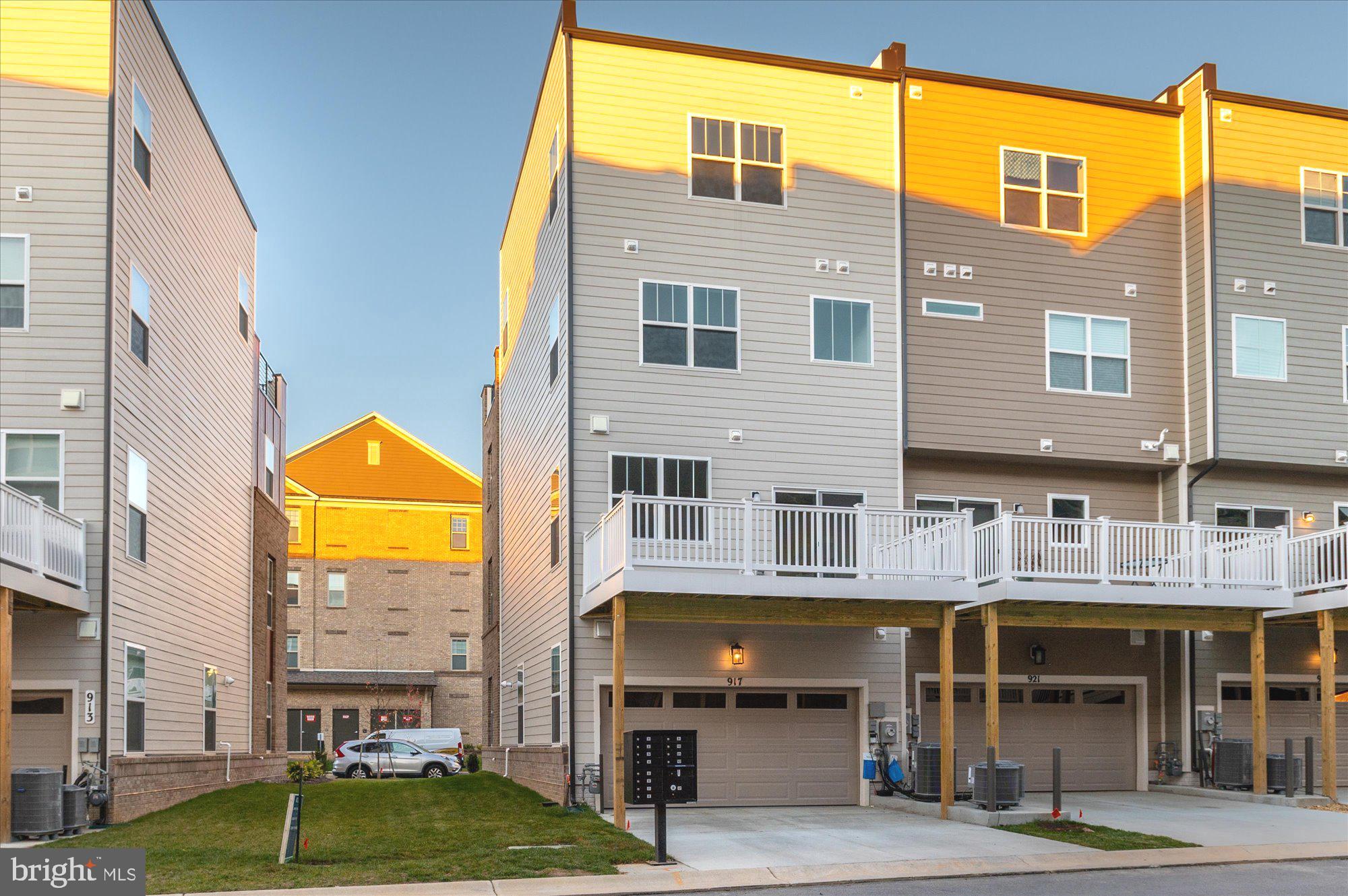 CROWN - Residential Lease