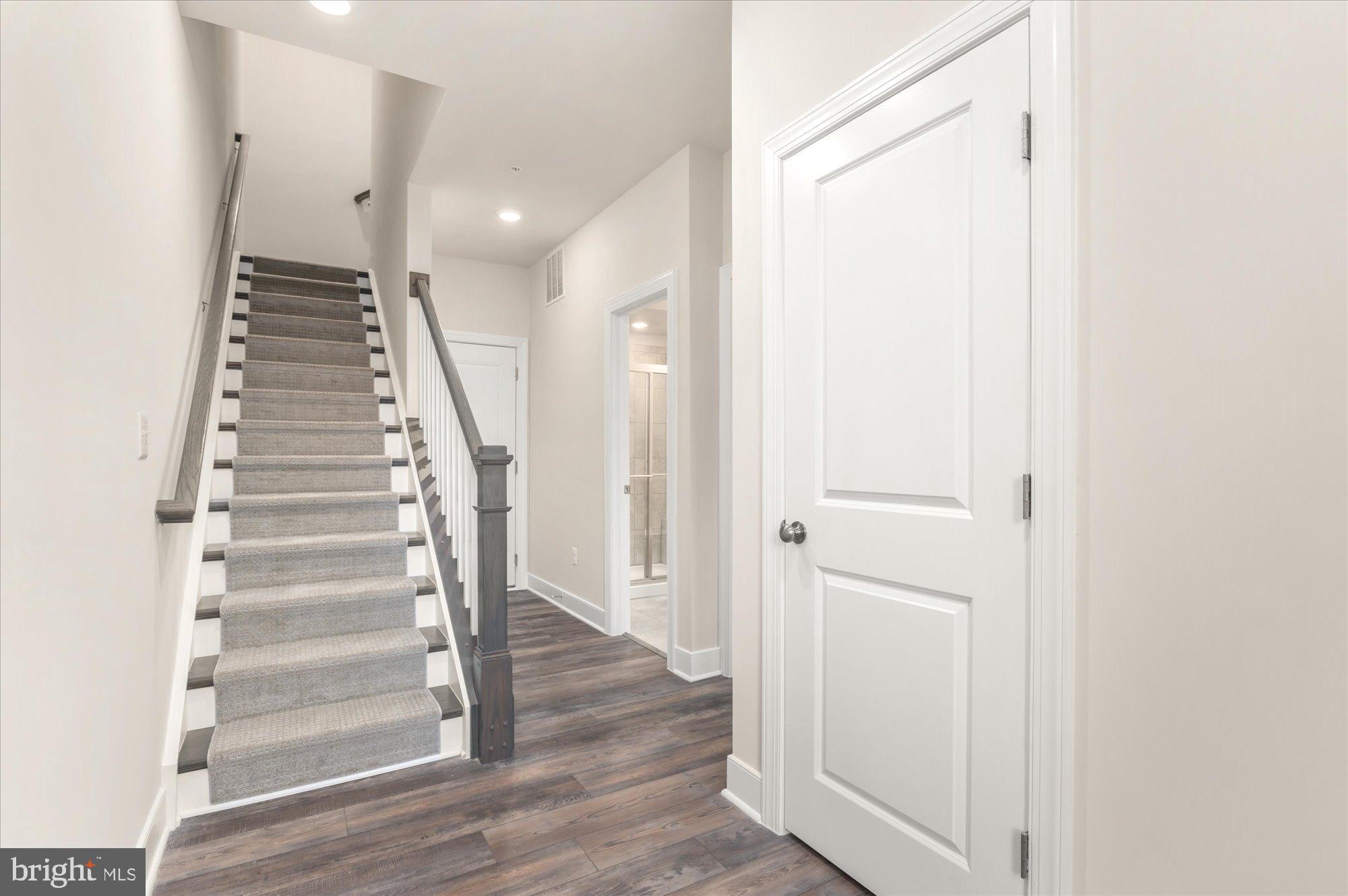 CROWN - Residential Lease