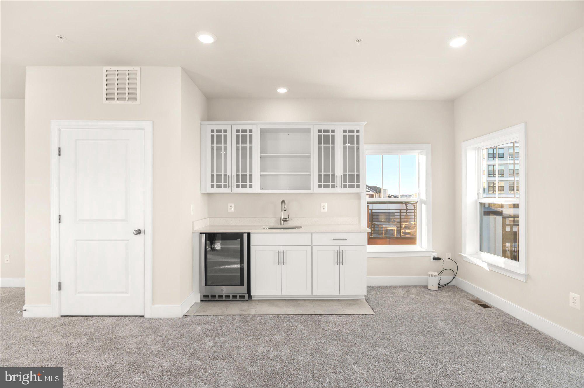 CROWN - Residential Lease