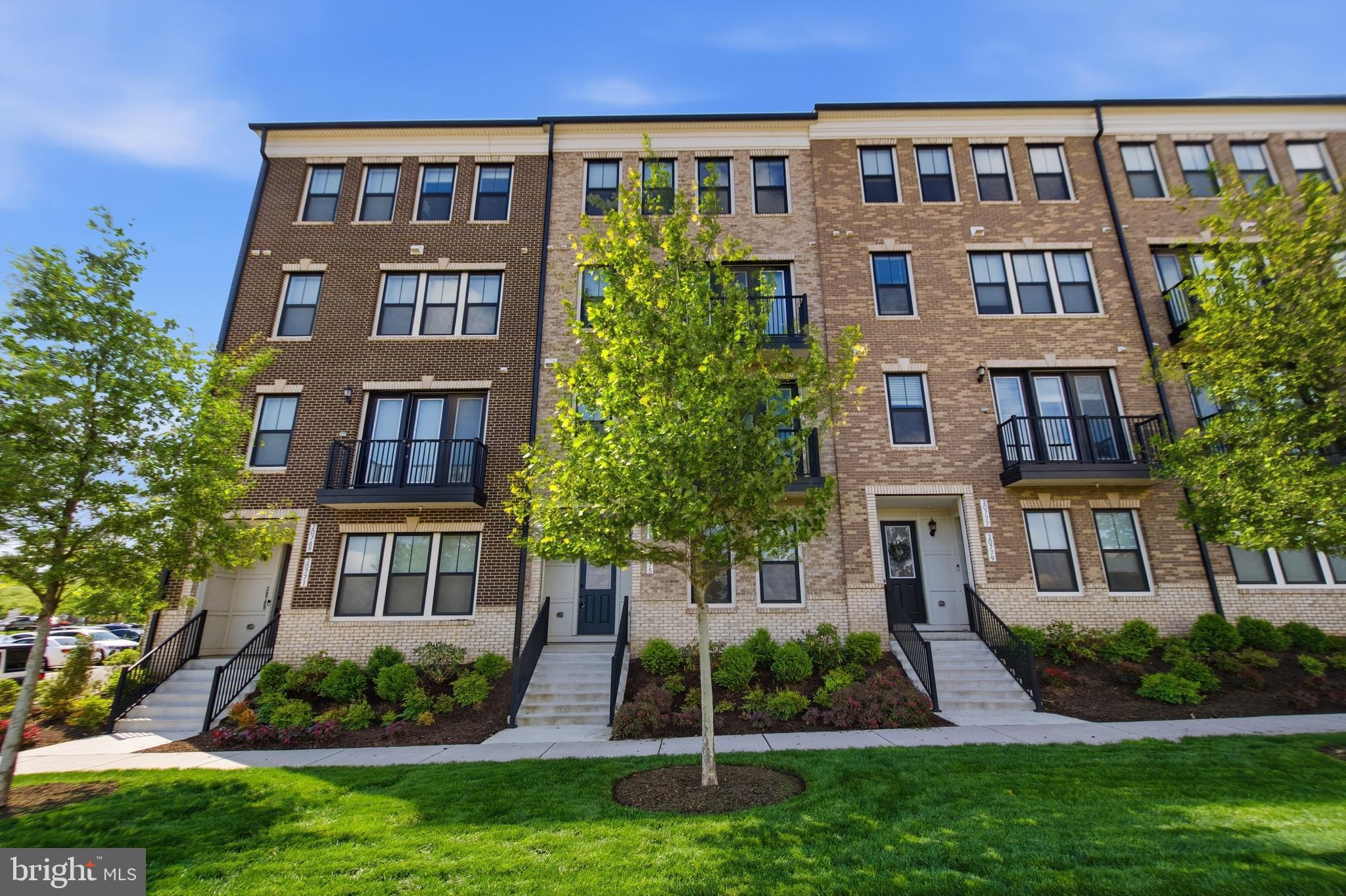 GOOSE CREEK VILLAGE - Residential