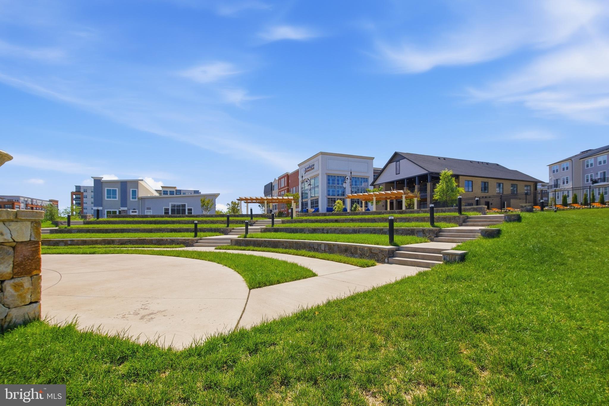 GOOSE CREEK VILLAGE - Residential