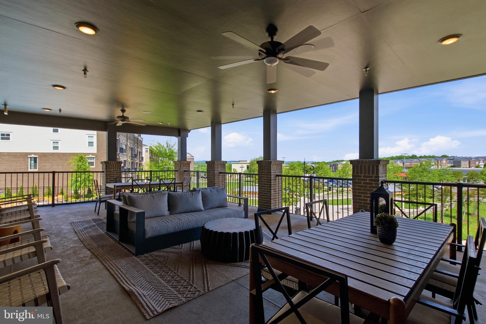 GOOSE CREEK VILLAGE - Residential