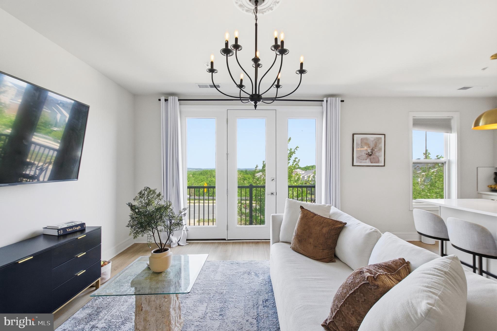 GOOSE CREEK VILLAGE - Residential