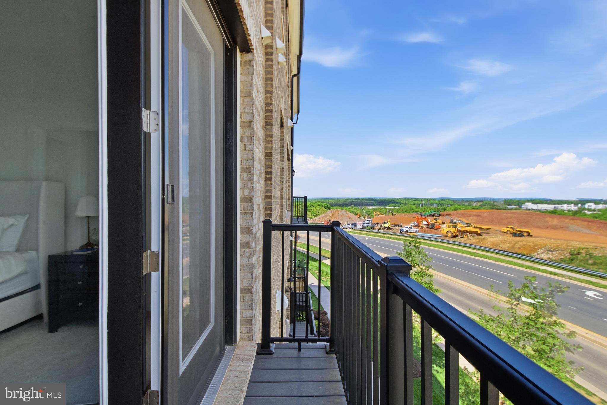 GOOSE CREEK VILLAGE - Residential