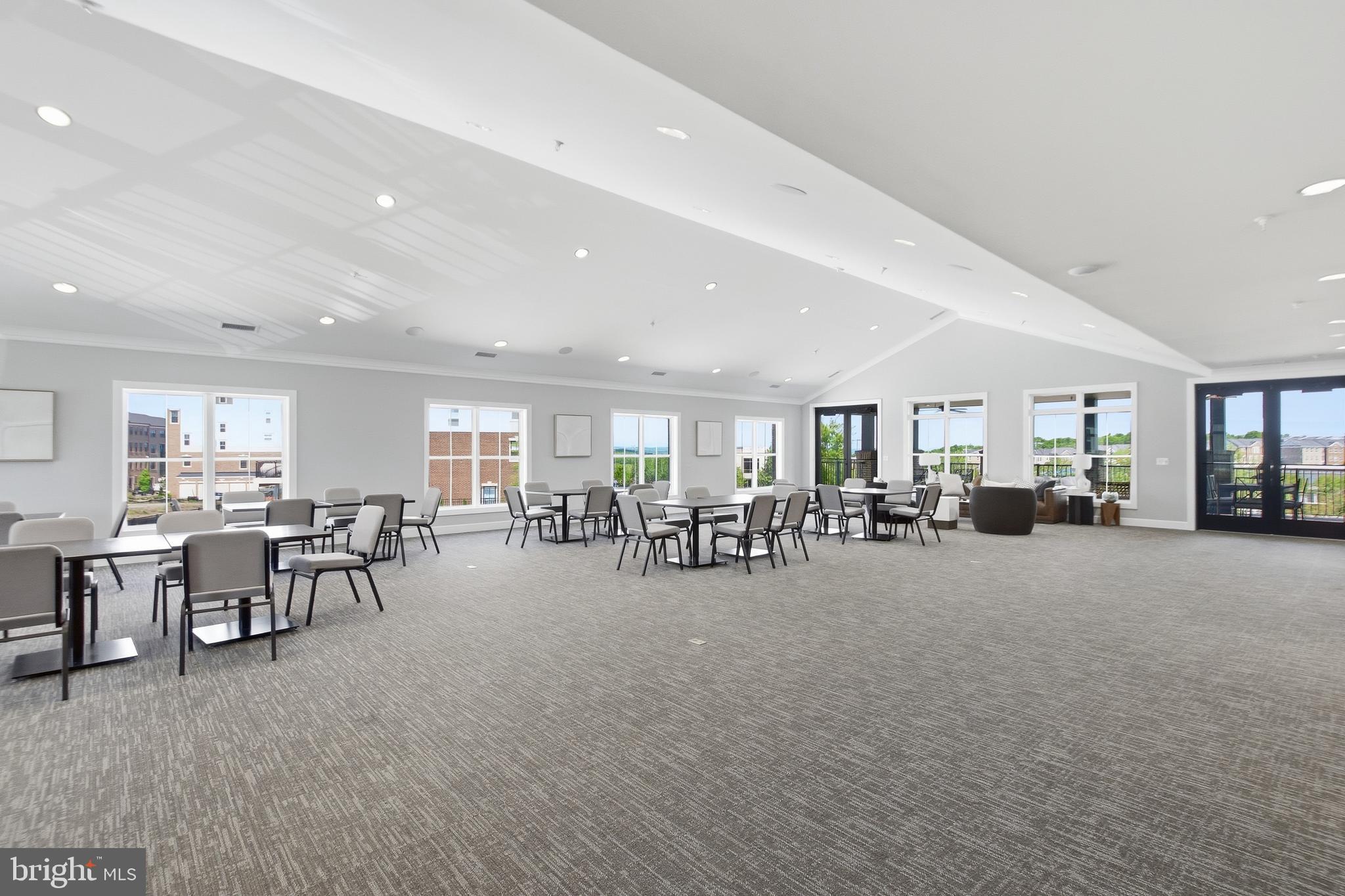 GOOSE CREEK VILLAGE - Residential