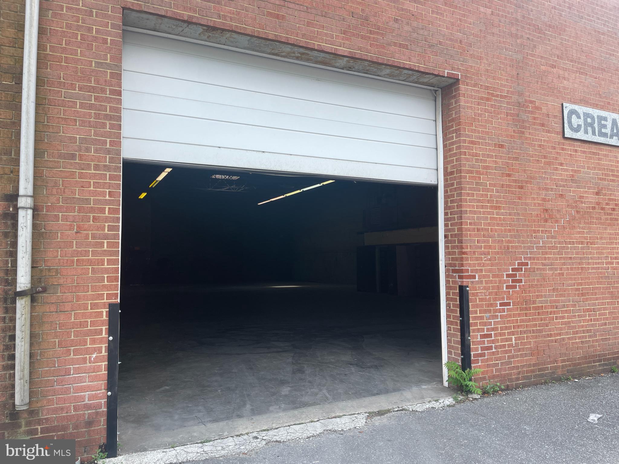 HYATTSVILLE - Commercial Lease