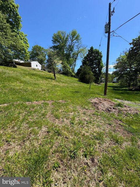 0 CEDAR TOP ROAD READING PA 19607