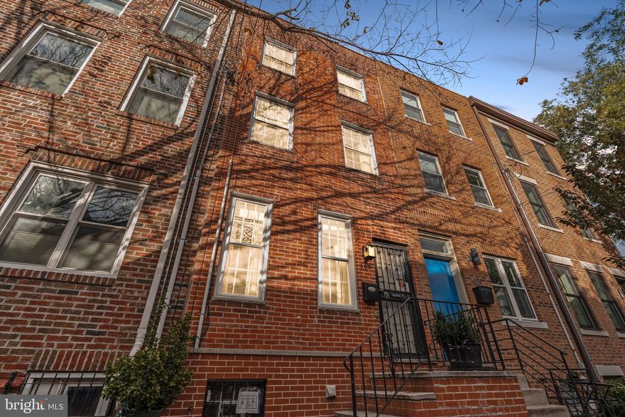 607 Catharine Street is a beautifully maintained three-story townhome located in the heart of Bella Vista, one of Philadelphia’s most walkable and sought-after neighborhoods. Situated within the Meredith School Catchment, this classic residence offers 3 bedrooms, 1.5 bathrooms, and a warm, light-filled layout full of character.​ Large windows brighten the interior throughout the day. The spacious kitchen and dining area is ideal for gatherings, featuring gas cooking, ample cabinetry, and generous space for cooking, dining, and entertaining. The main living areas flow naturally, creating an inviting atmosphere suited for both everyday living and hosting.​Upstairs, the bedrooms offer comfort and flexibility, and the updated tile bathroom includes a walk-in shower and a separate soaking tub for relaxation. Central air provides year-round comfort and adds modern convenience to this timeless home.​ An extra-deep, private backyard is one of the standout features. This rare outdoor space serves as an urban retreat perfect for outdoor dining, gardening, or simply unwinding in a peaceful setting.​ The property is steps away from renowned restaurants, neighborhood cafés, community parks, and the iconic Italian Market, offering the best of city living within a community-oriented neighborhood.​ Lovingly cared for by the same family for generations, 607 Catharine Street carries a sense of history and warmth. It is ready for its next chapter and awaits a new owner to continue its story.