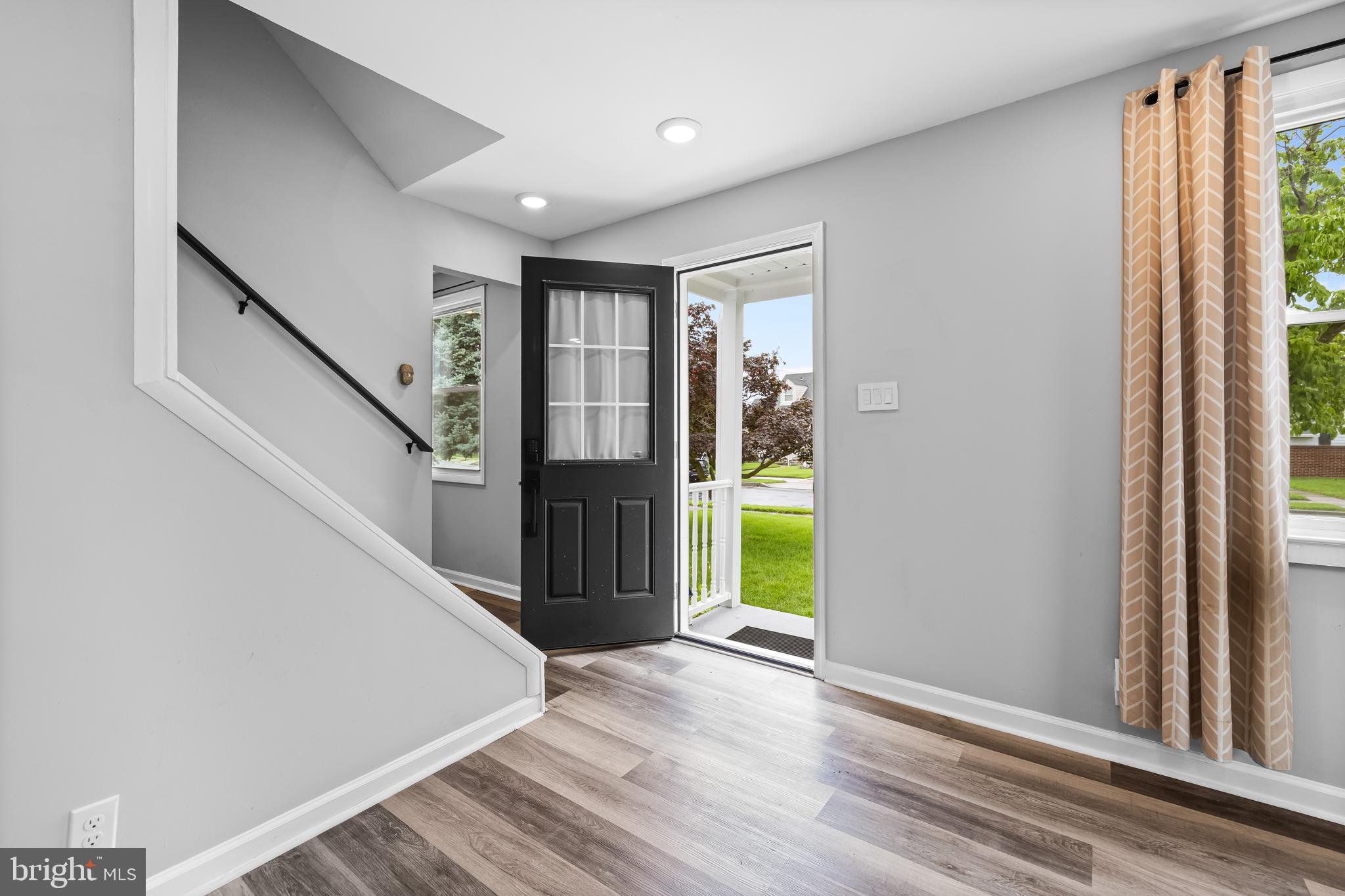 3526 LOGANVIEW DRIVE
