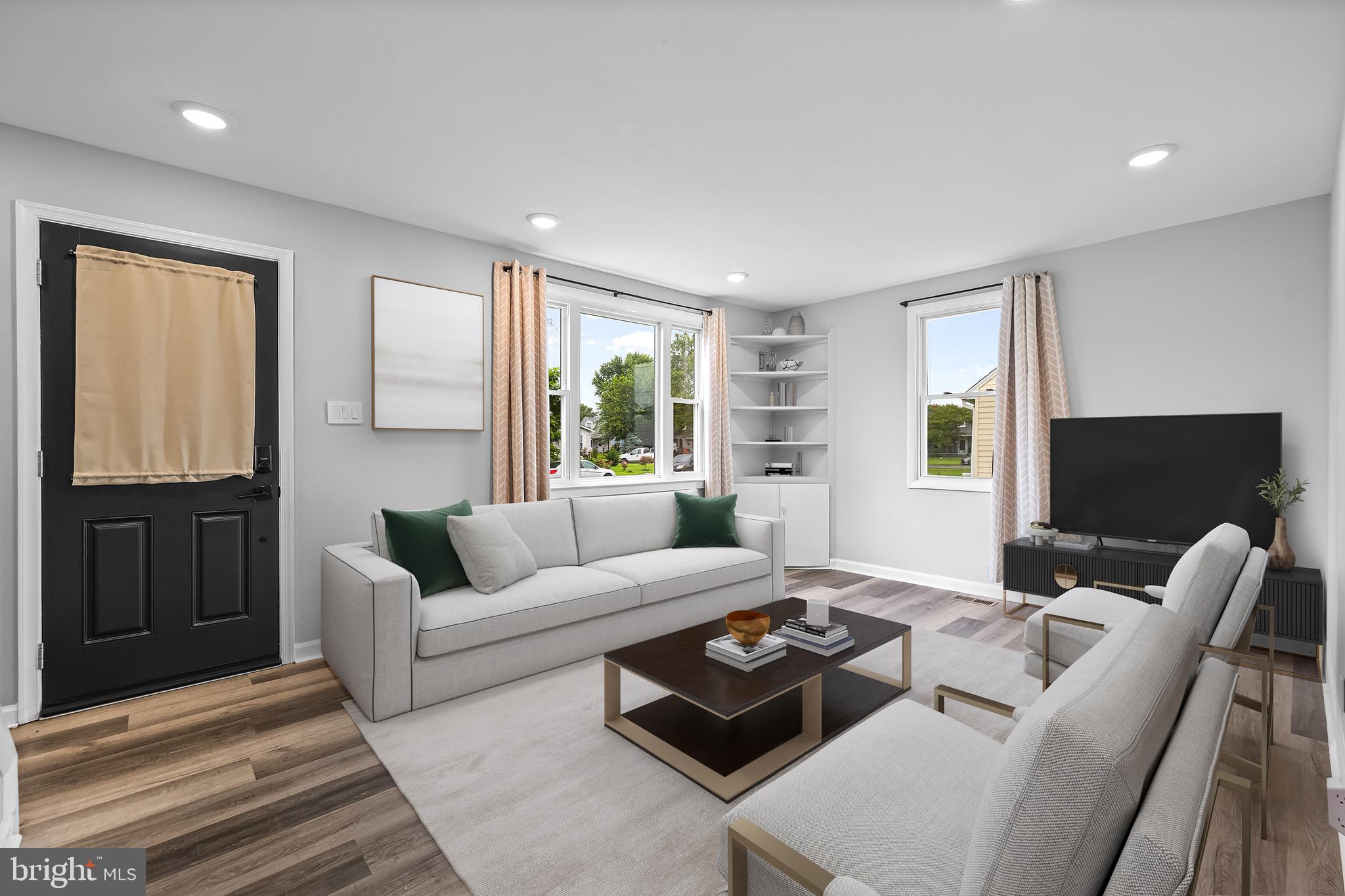 3526 LOGANVIEW DRIVE