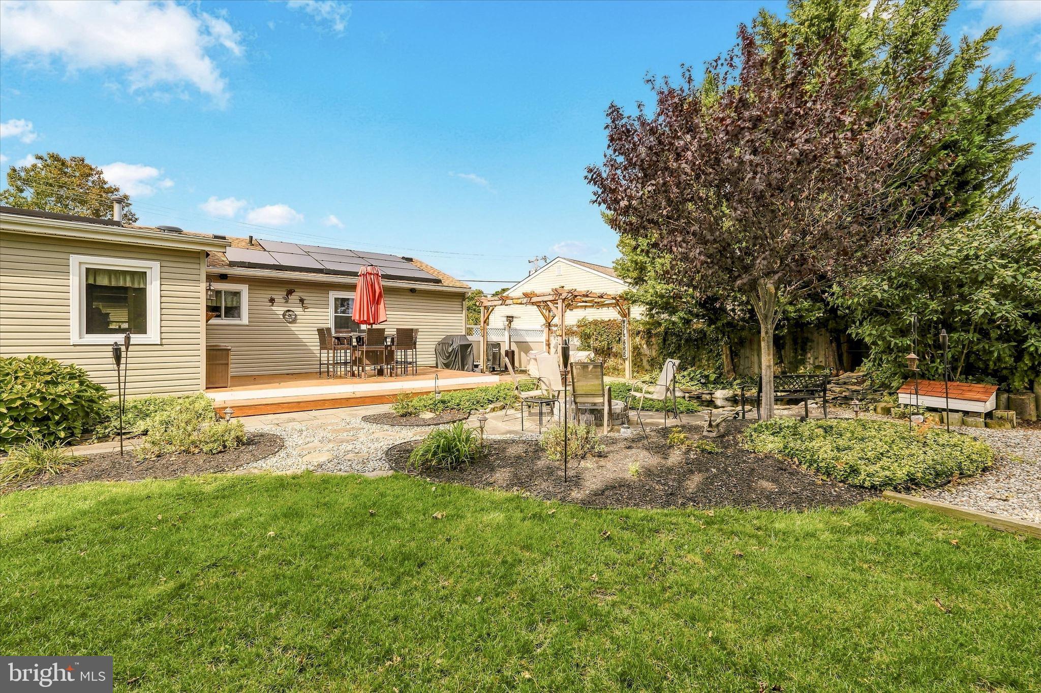 747 CLUBHOUSE DRIVE