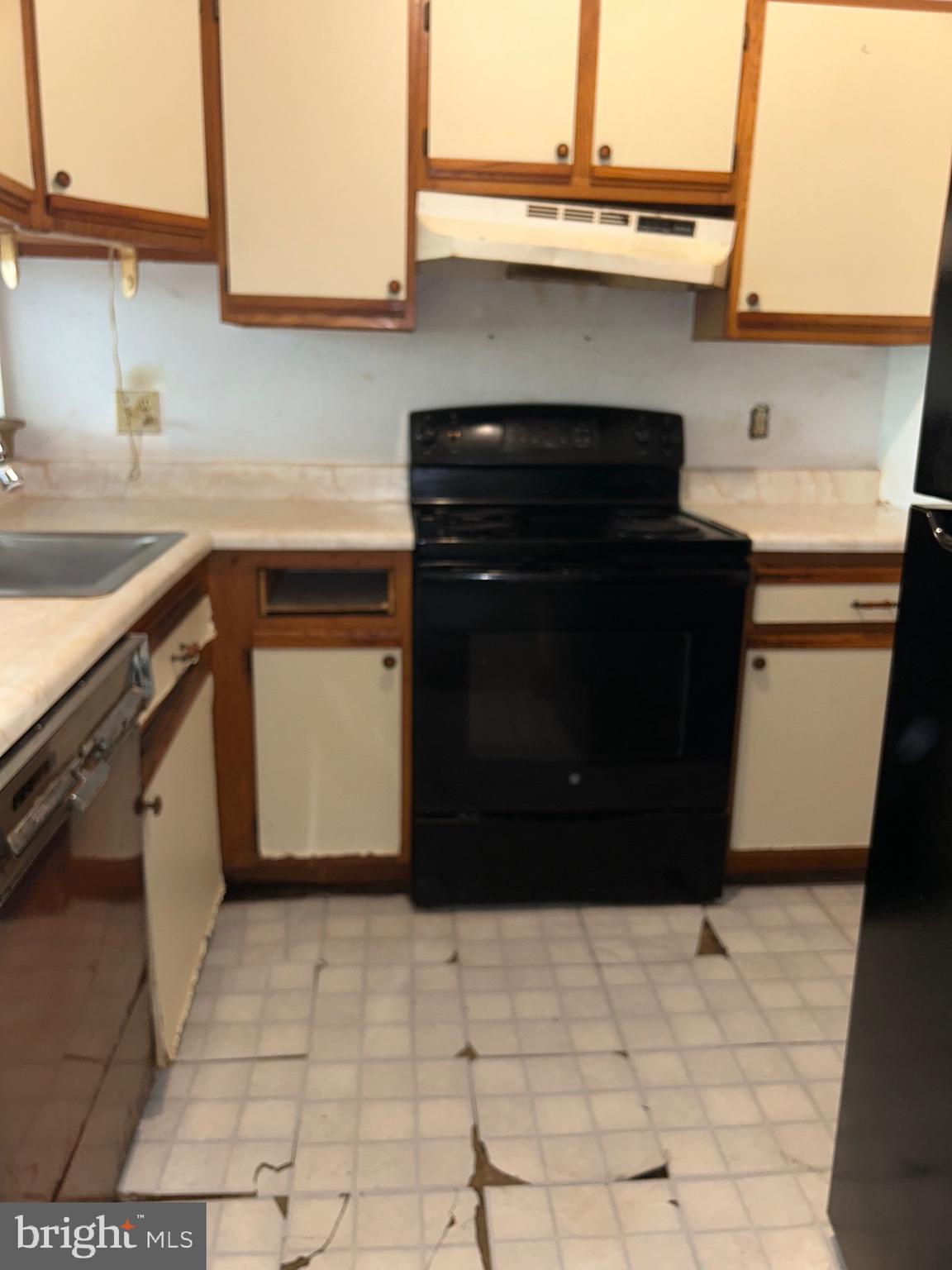 HIDDEN VALLEY - Residential