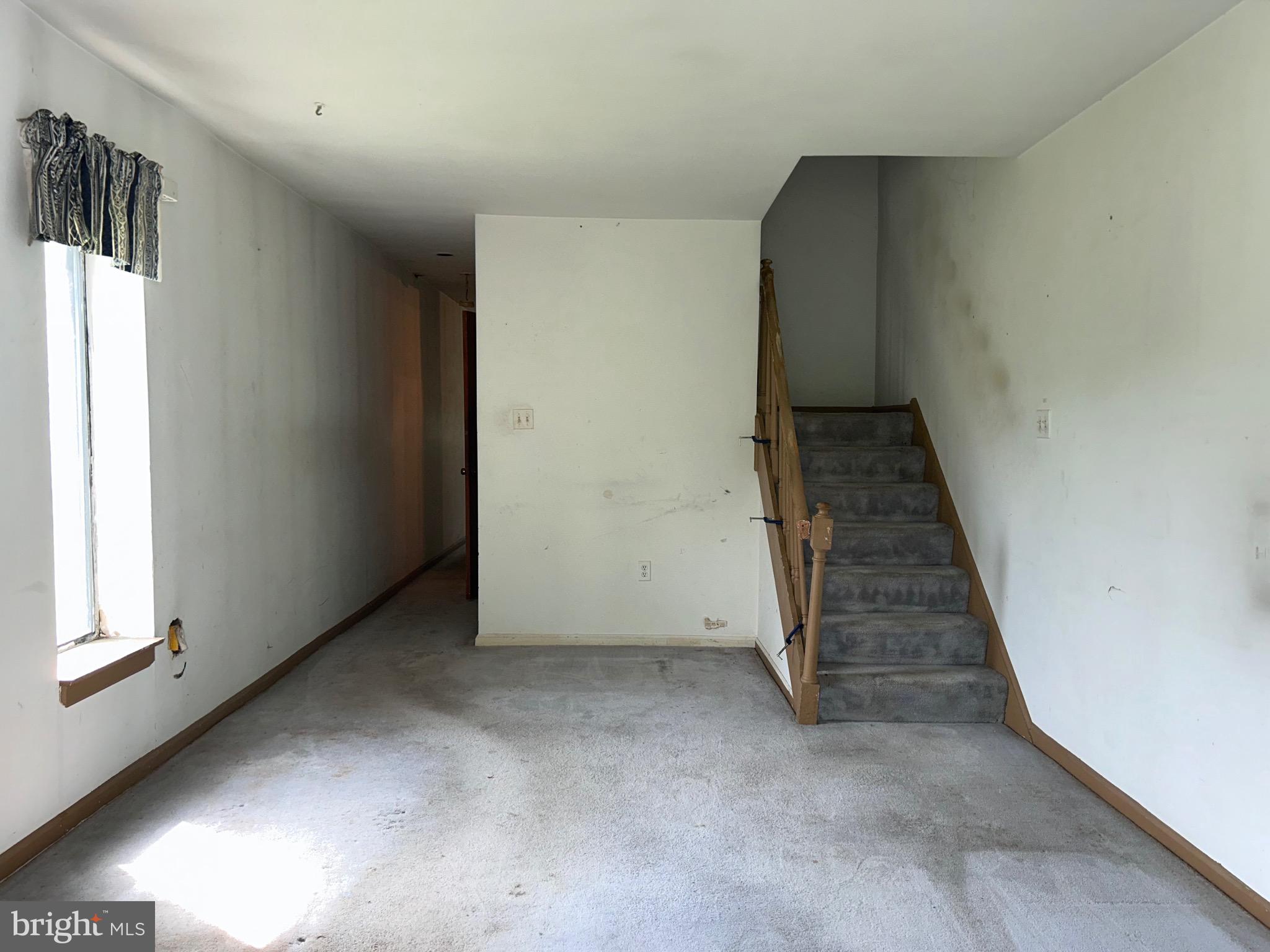 HIDDEN VALLEY - Residential