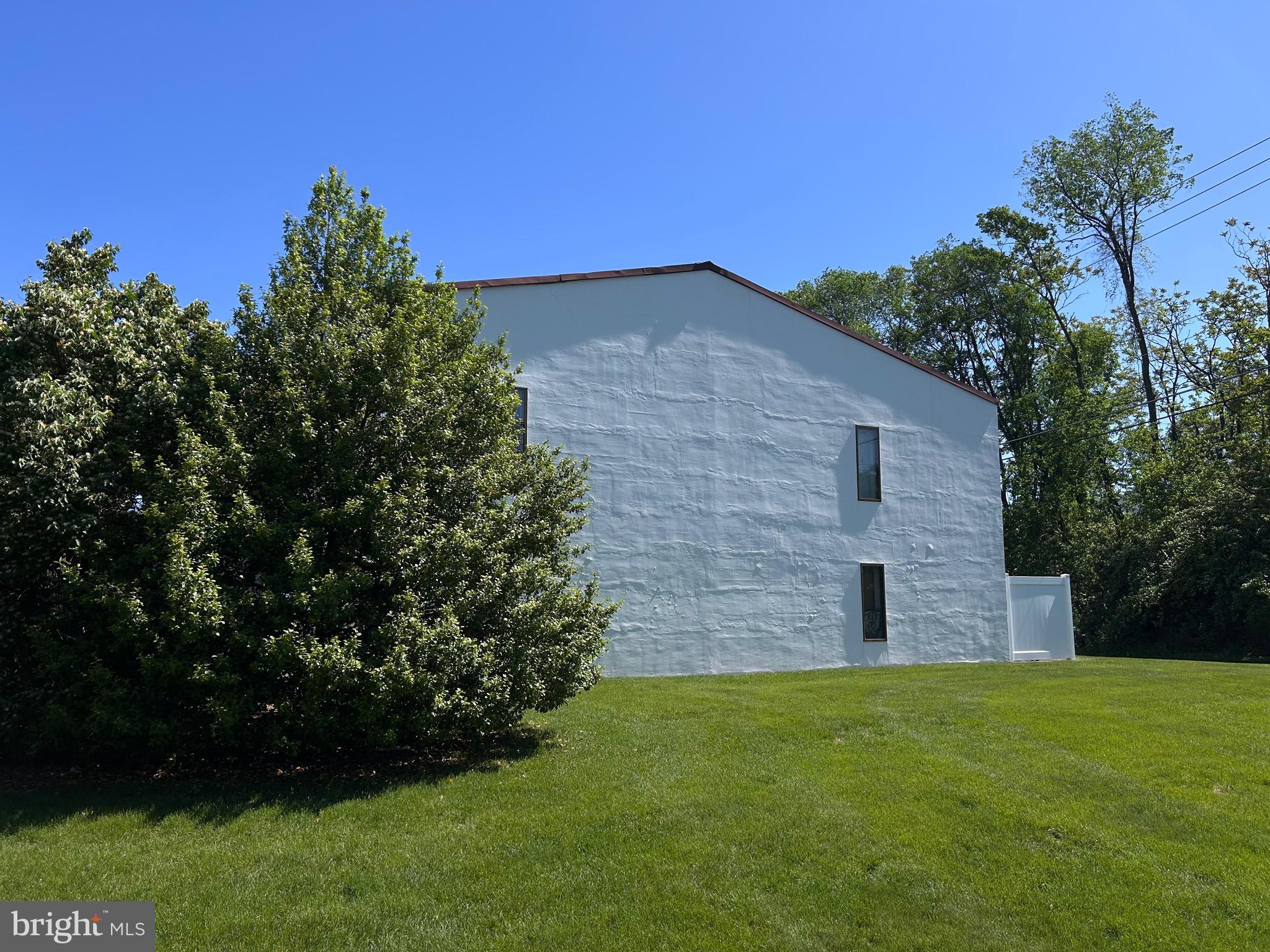 HIDDEN VALLEY - Residential