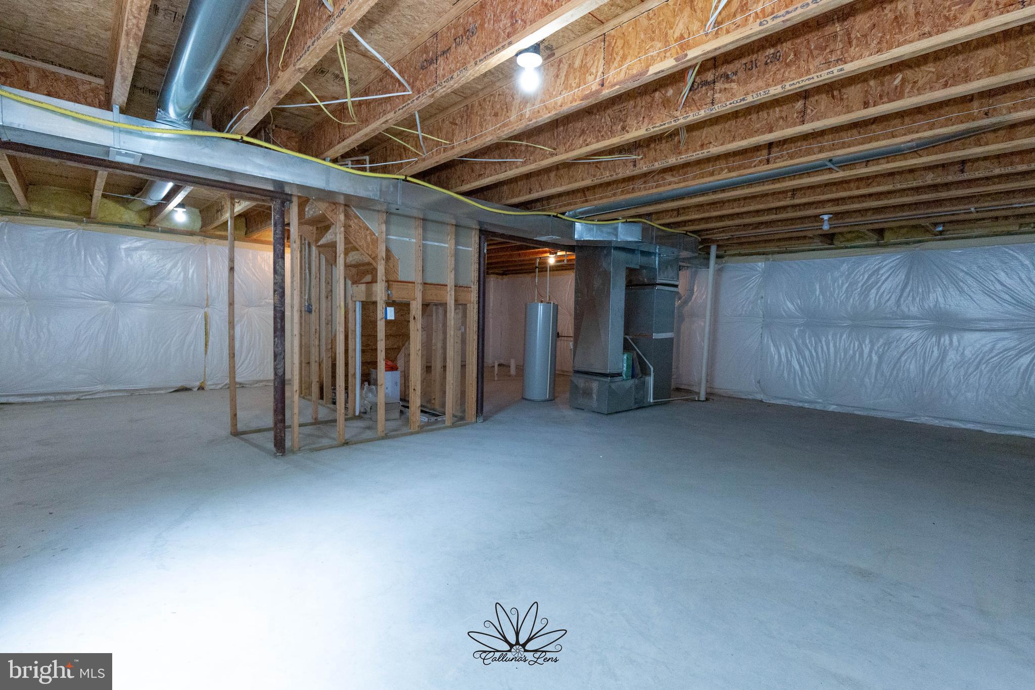 HUNTFIELD - Residential Lease