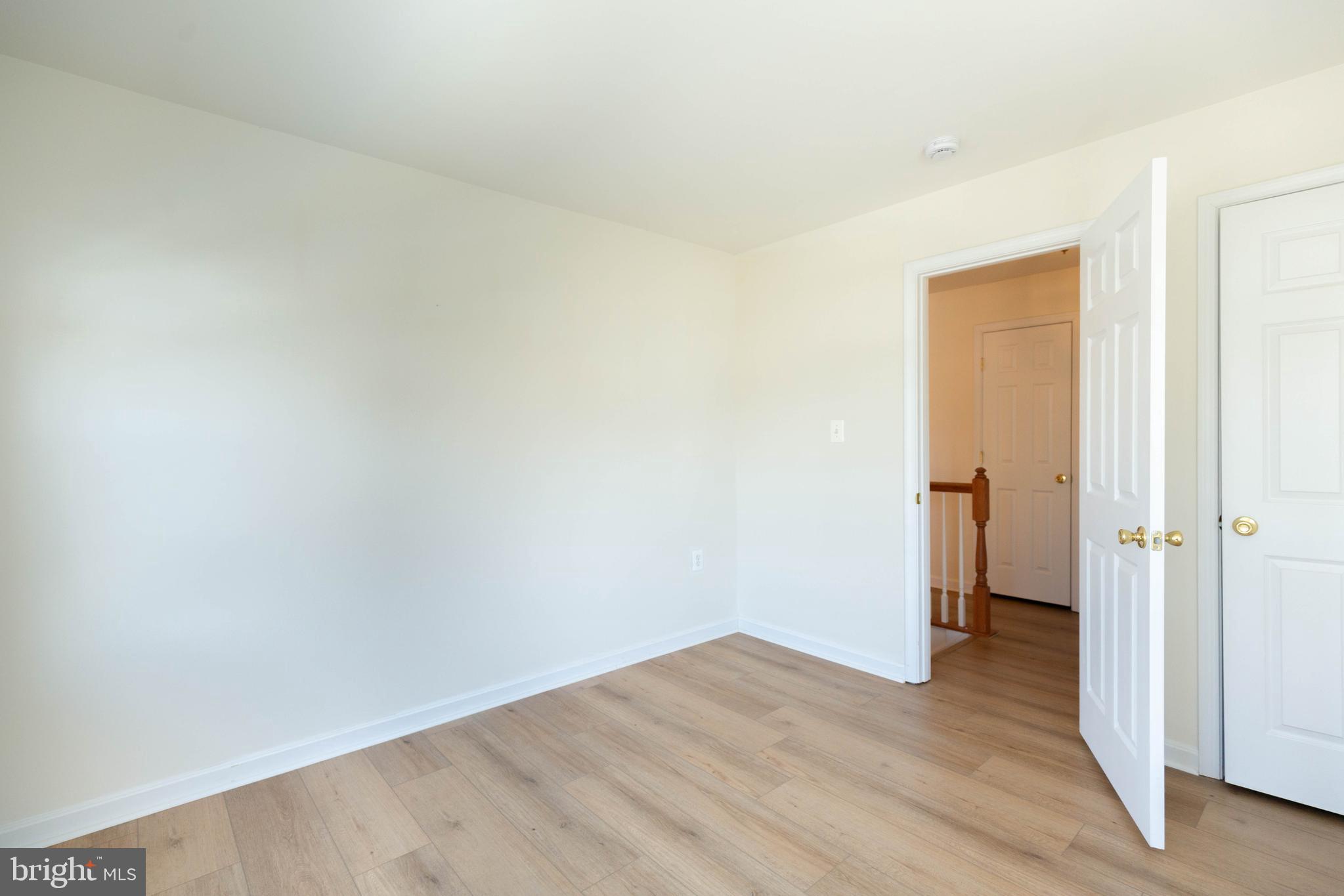 HUNTFIELD - Residential Lease