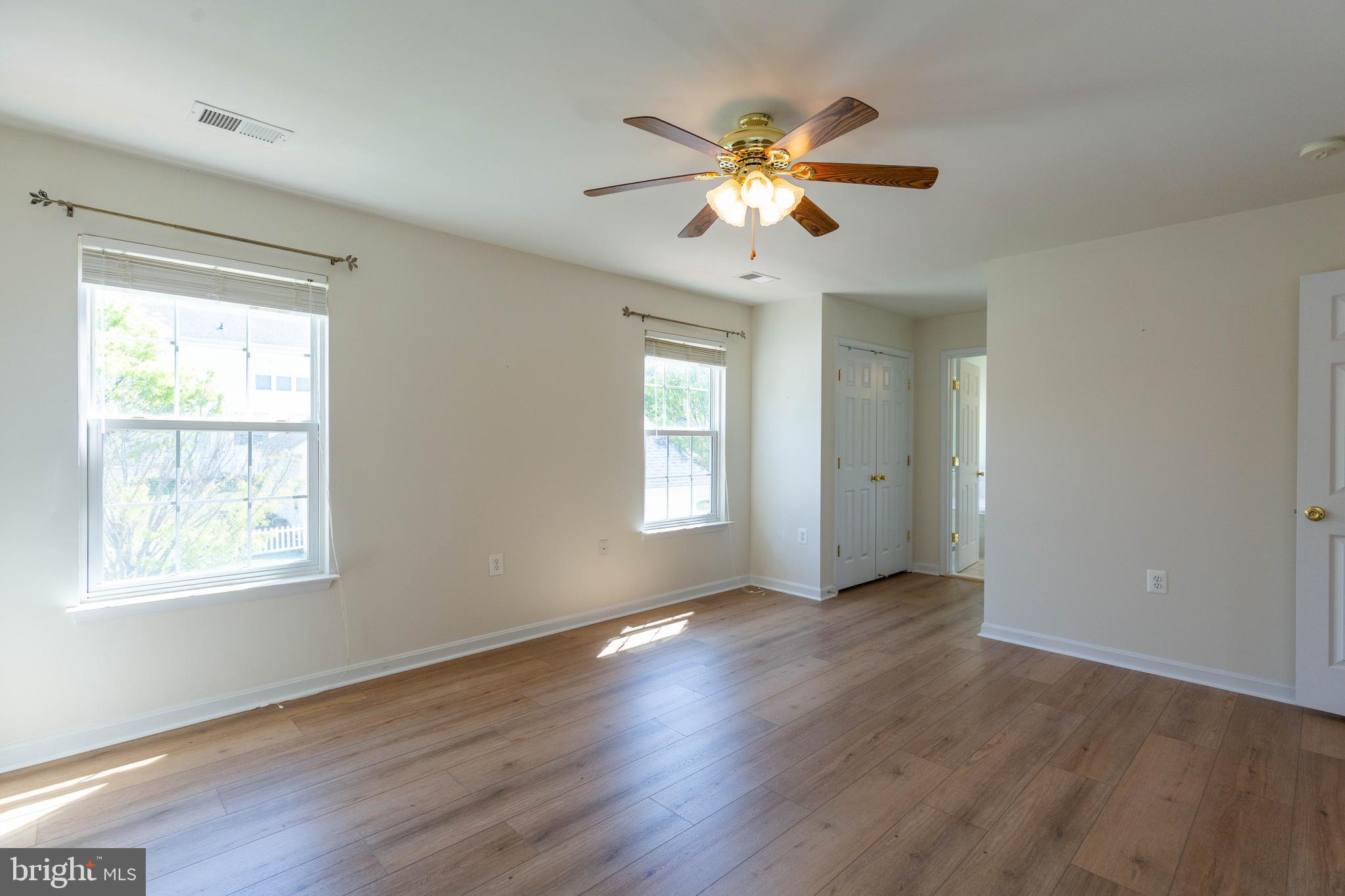 HUNTFIELD - Residential Lease