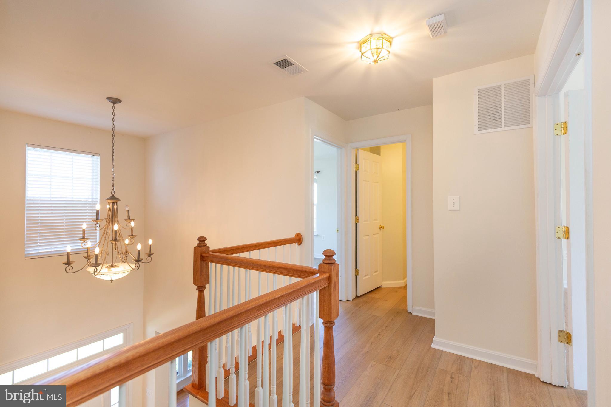 HUNTFIELD - Residential Lease