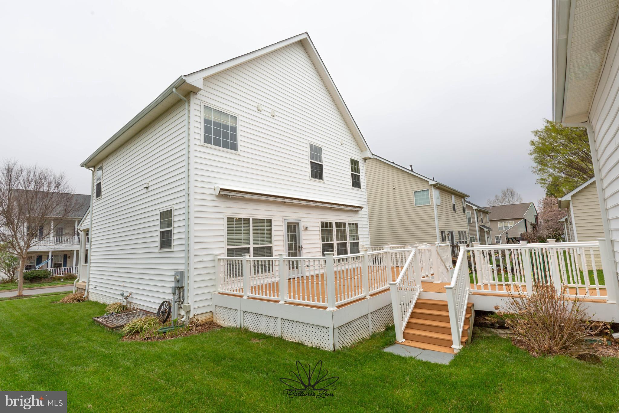 HUNTFIELD - Residential Lease