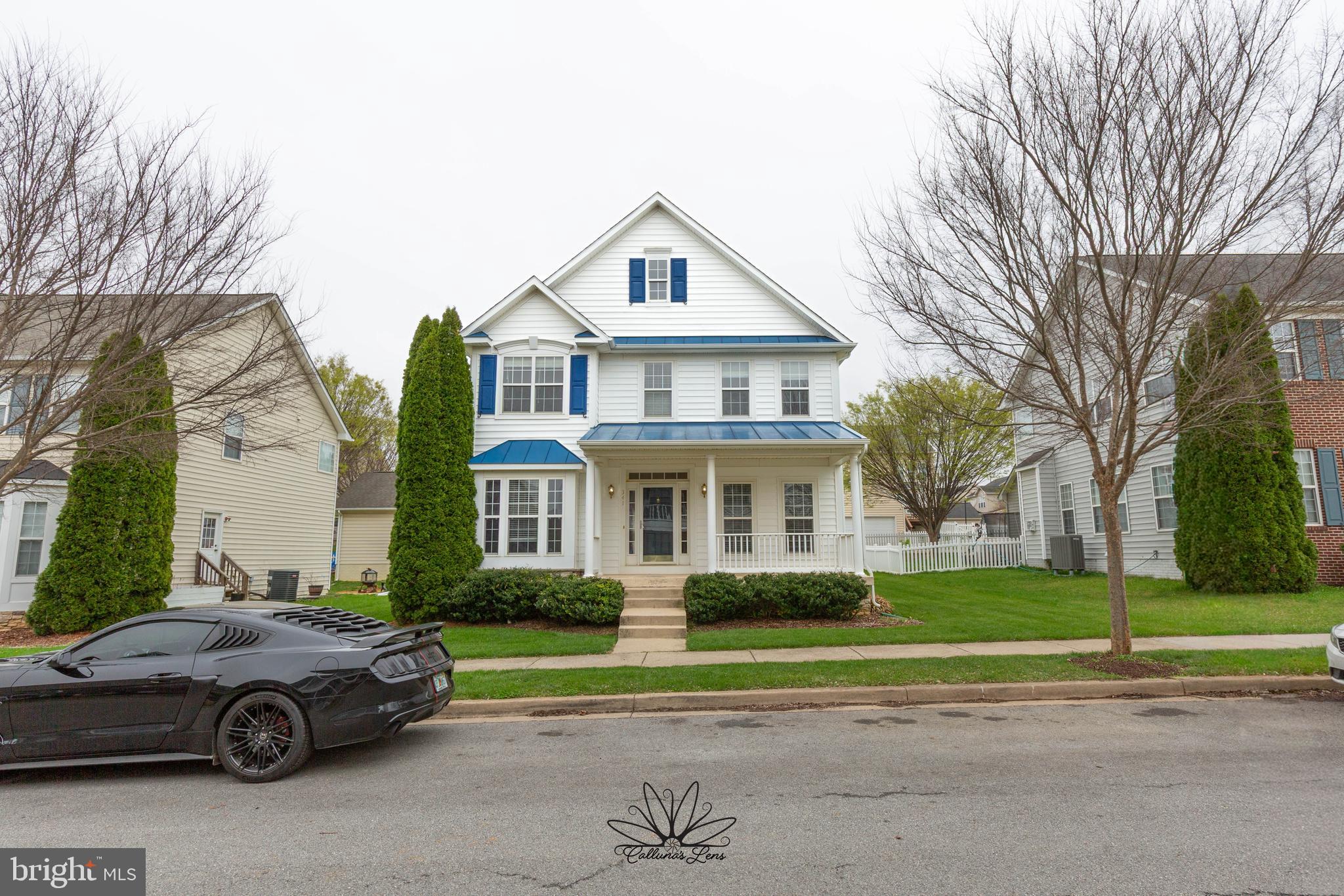 HUNTFIELD - Residential Lease