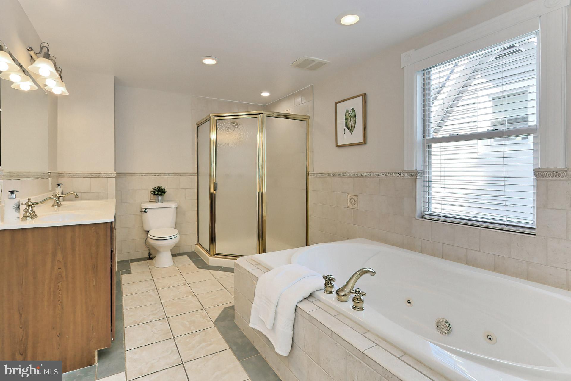 BARCROFT - Residential Lease