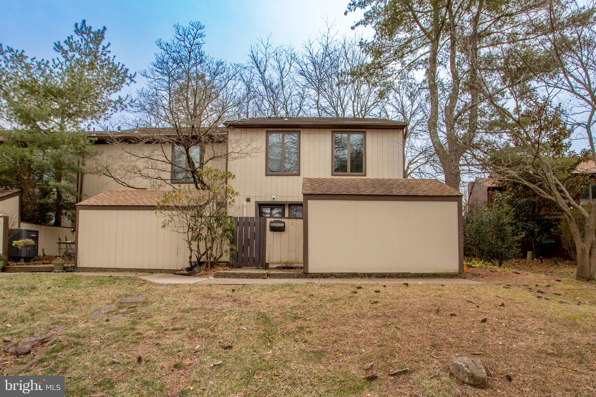 VILLAGE II - Residential Lease