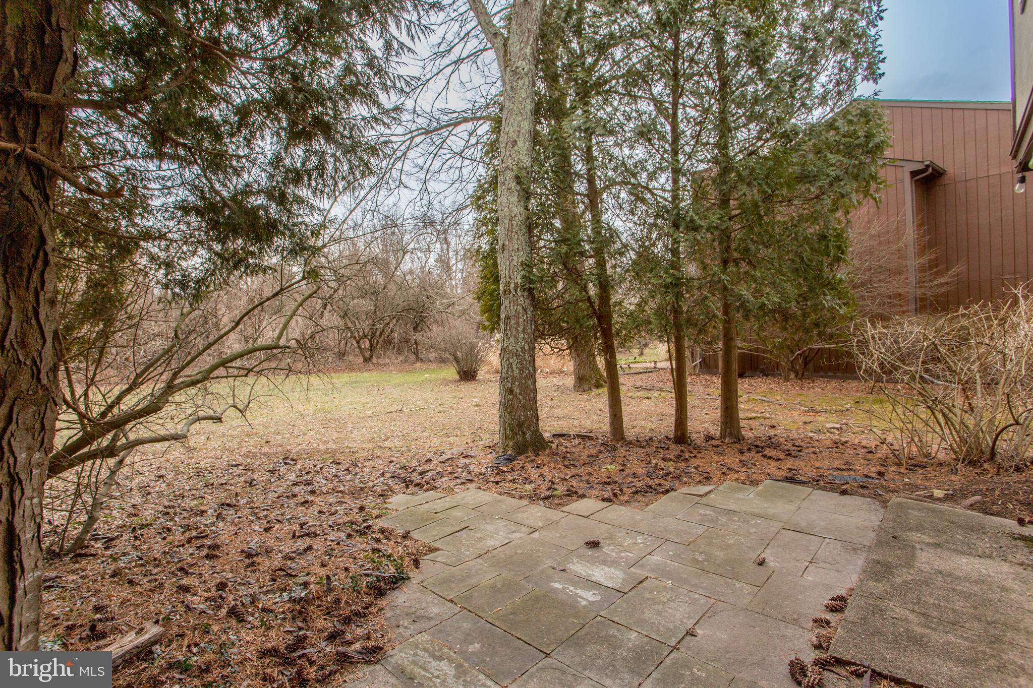 VILLAGE II - Residential Lease