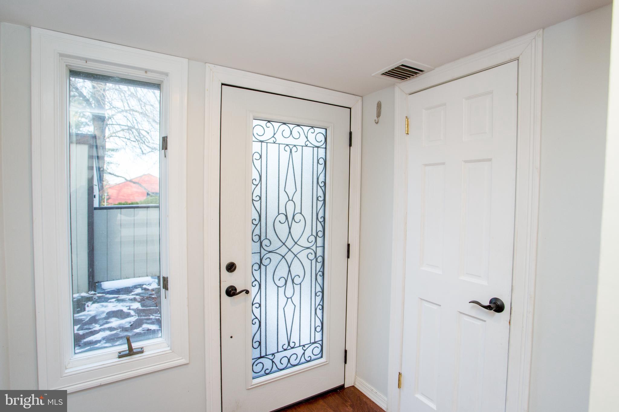 VILLAGE II - Residential Lease