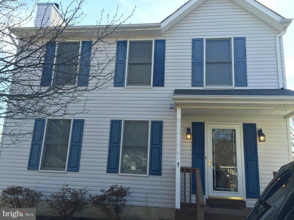 FRANKLIN MANOR BEACH - Residential Lease