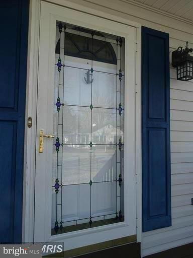 FRANKLIN MANOR BEACH - Residential Lease