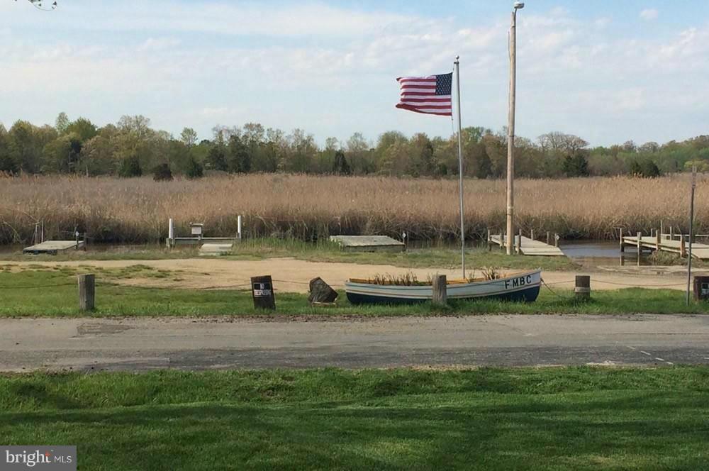 FRANKLIN MANOR BEACH - Residential Lease