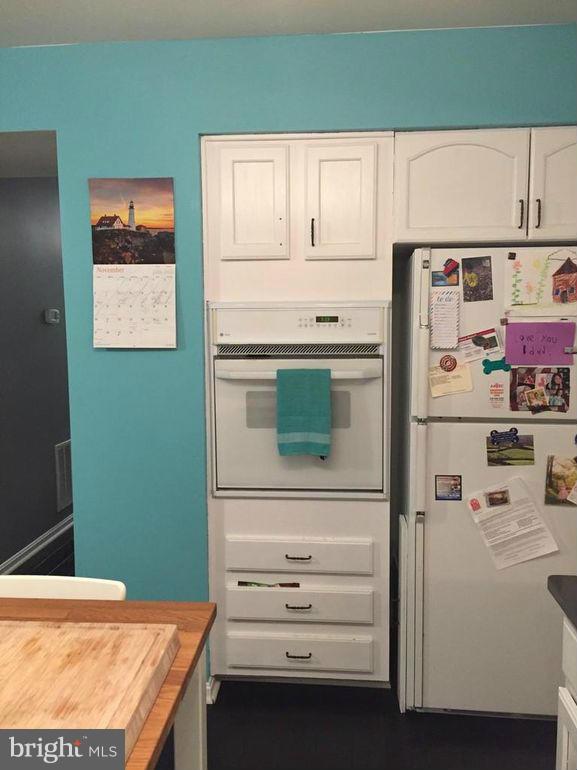 FRANKLIN MANOR BEACH - Residential Lease