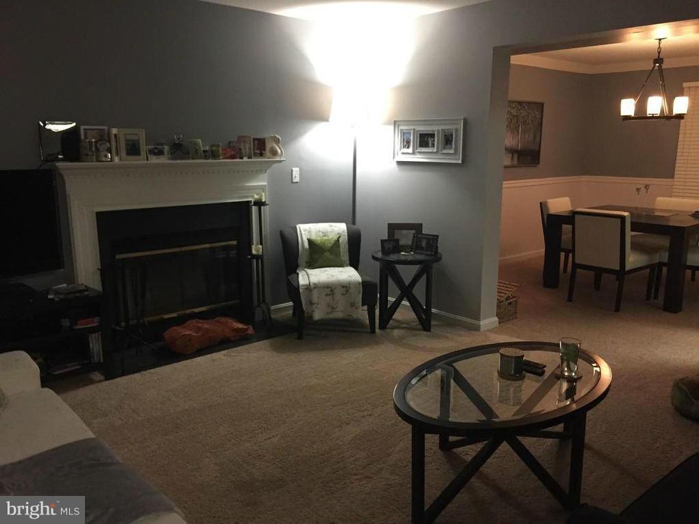 FRANKLIN MANOR BEACH - Residential Lease