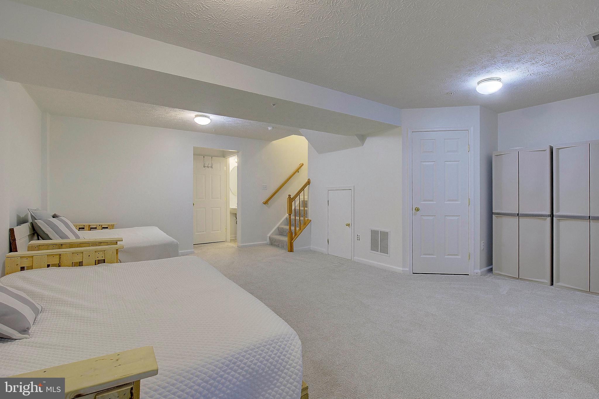 RICHFIELD STATION VILLAGE - Residential