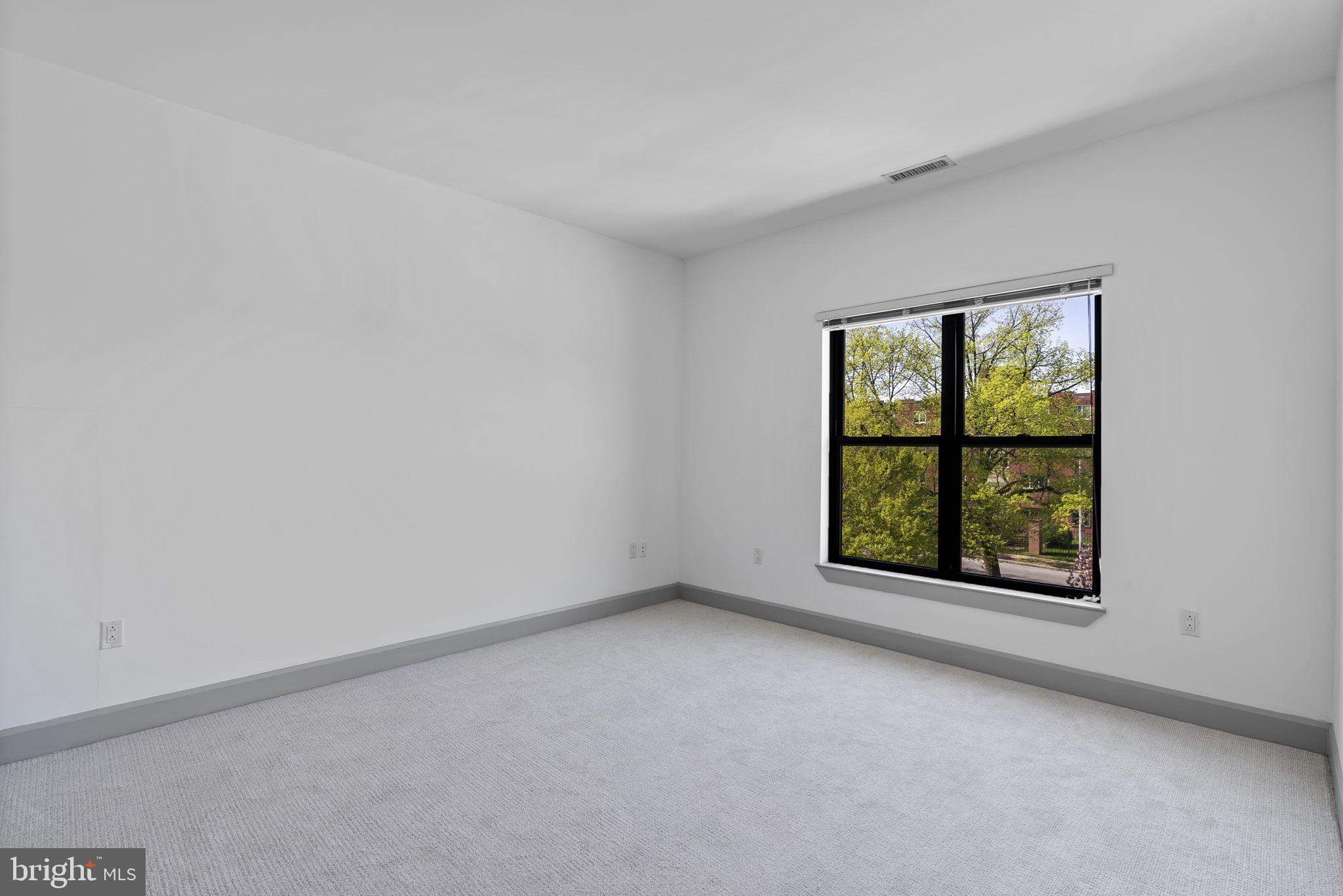 BOLTON HILL HISTORIC DISTRICT - Residential Lease