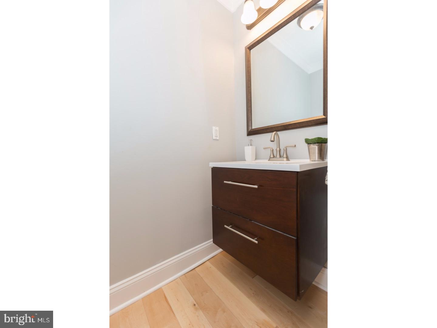 POINT BREEZE - Residential